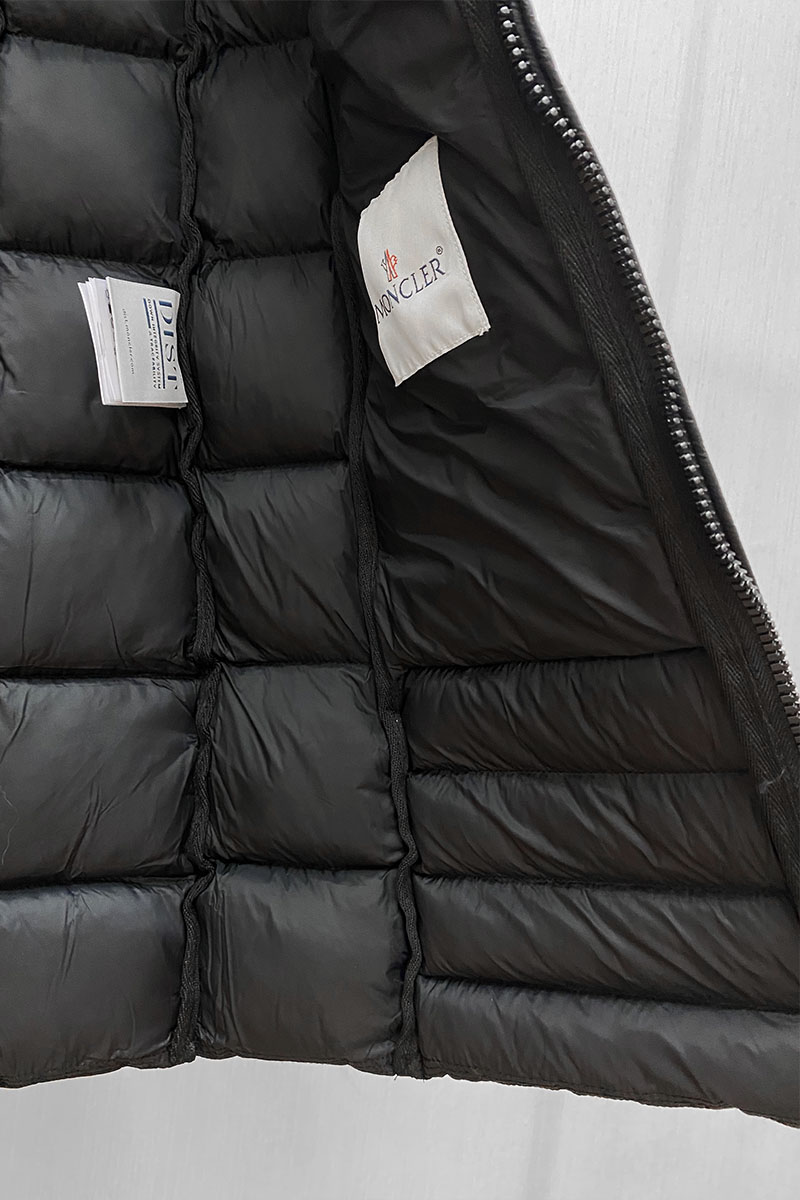 Moncler Женская брендовая парка чёрного цвета
