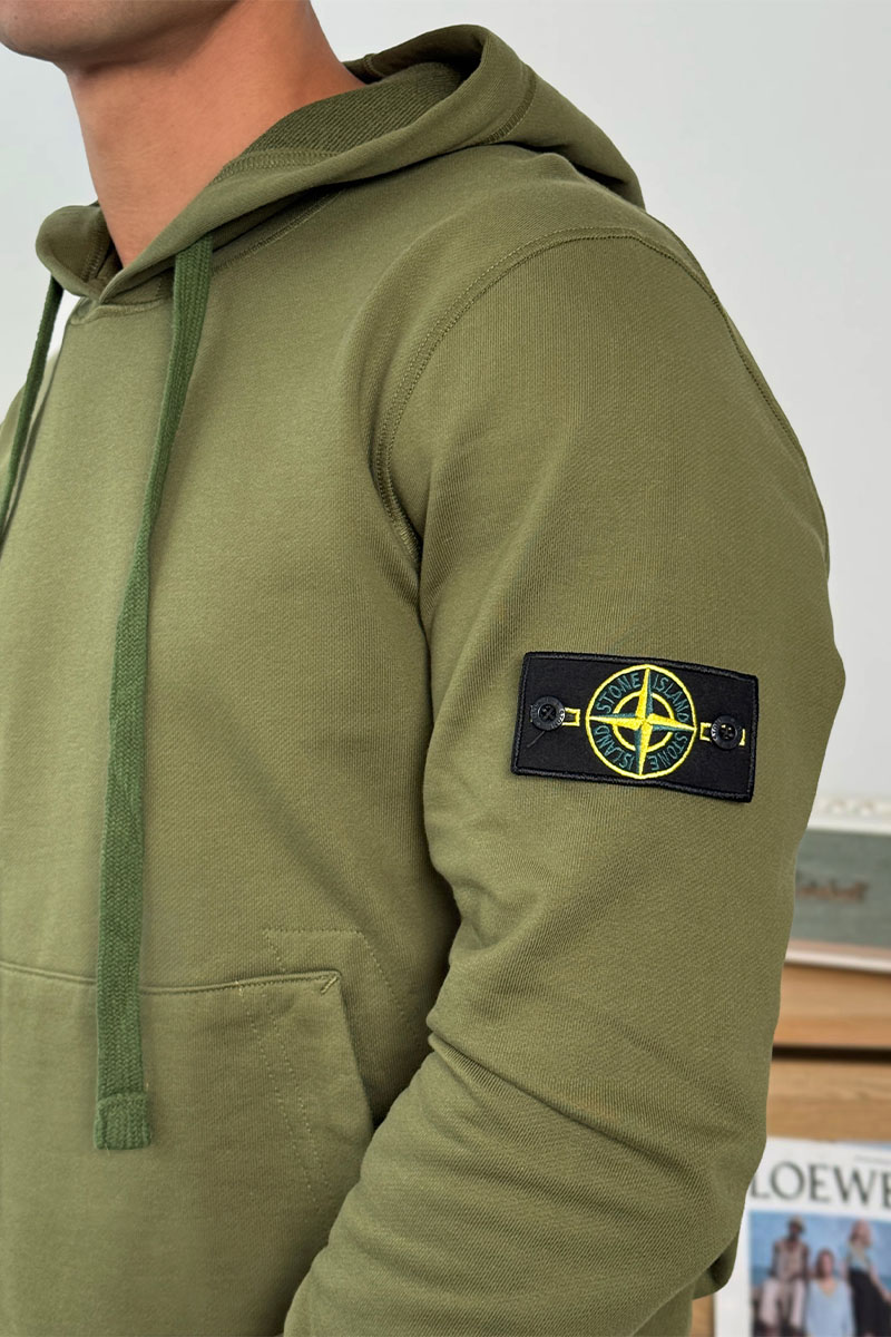 Stone Island Мужское худи зелёного цвета Compass-patch