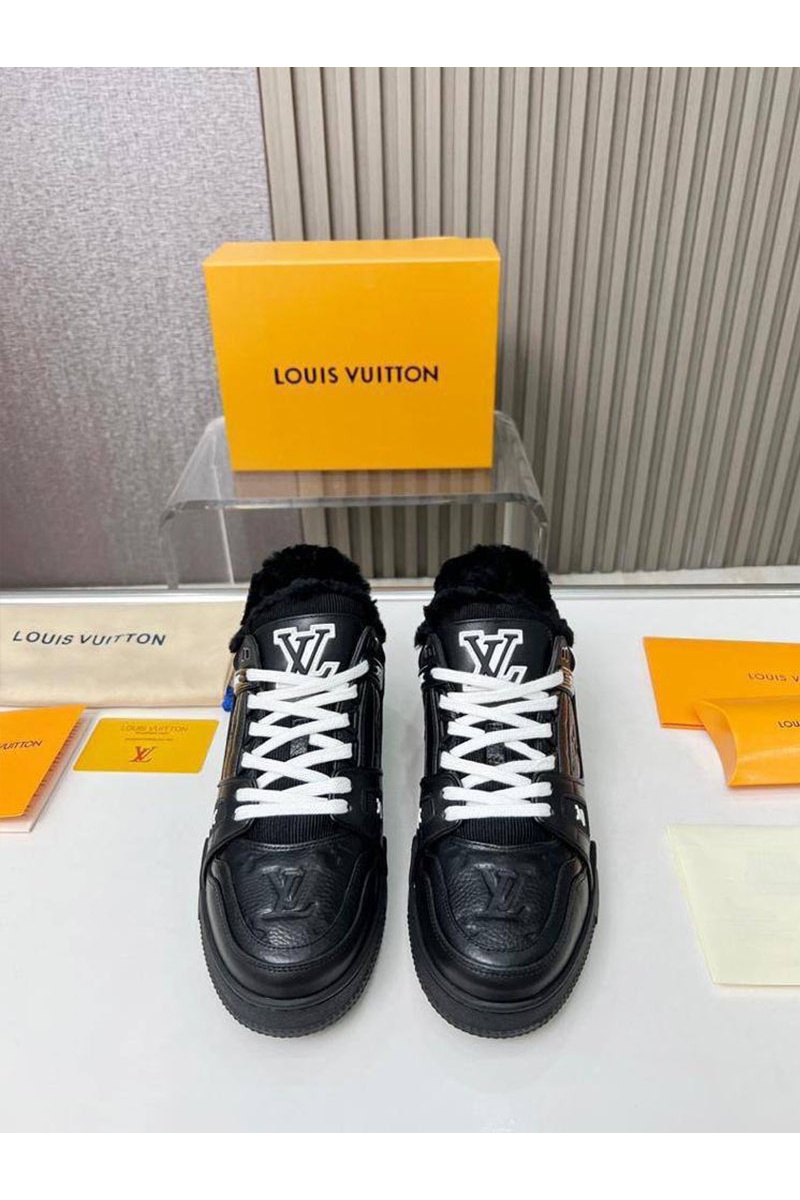 Lоuis Vuittоn Кожаные кроссовки с мехом Trainer Premium - Black