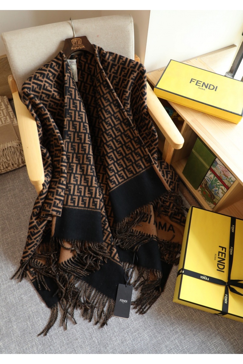 Fendi Шарф Roma premium 140x140 см