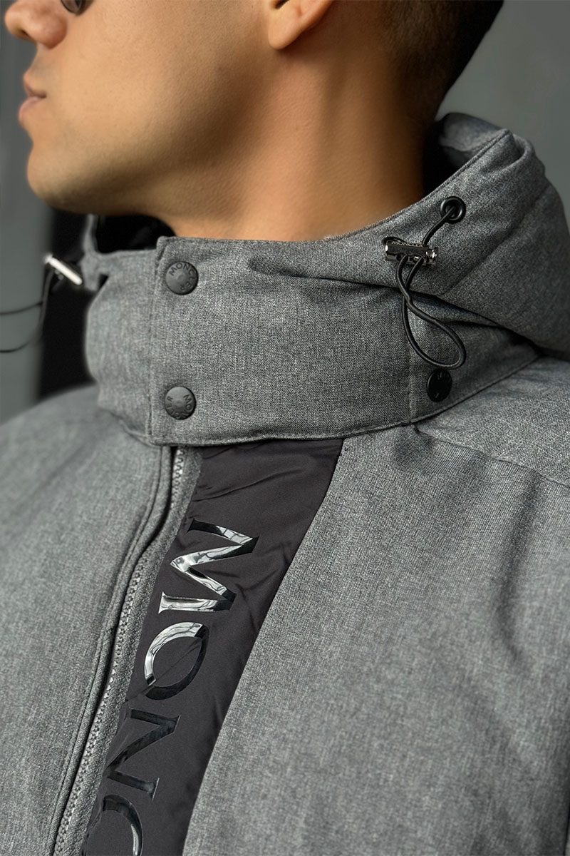Moncler Утеплённая драповая куртка серого цвета