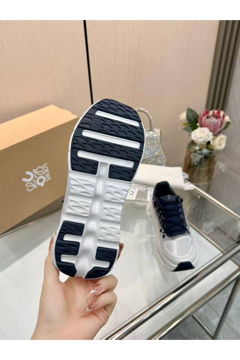 Designer Clothing Женские кроссовки On Cloudtilt premium
