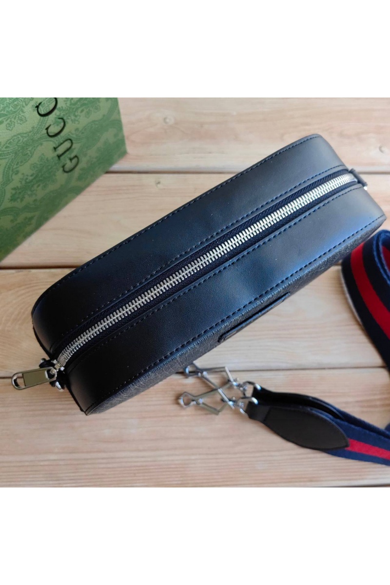 Gucci Сумка-мессенджер GG Supreme 23x15 см