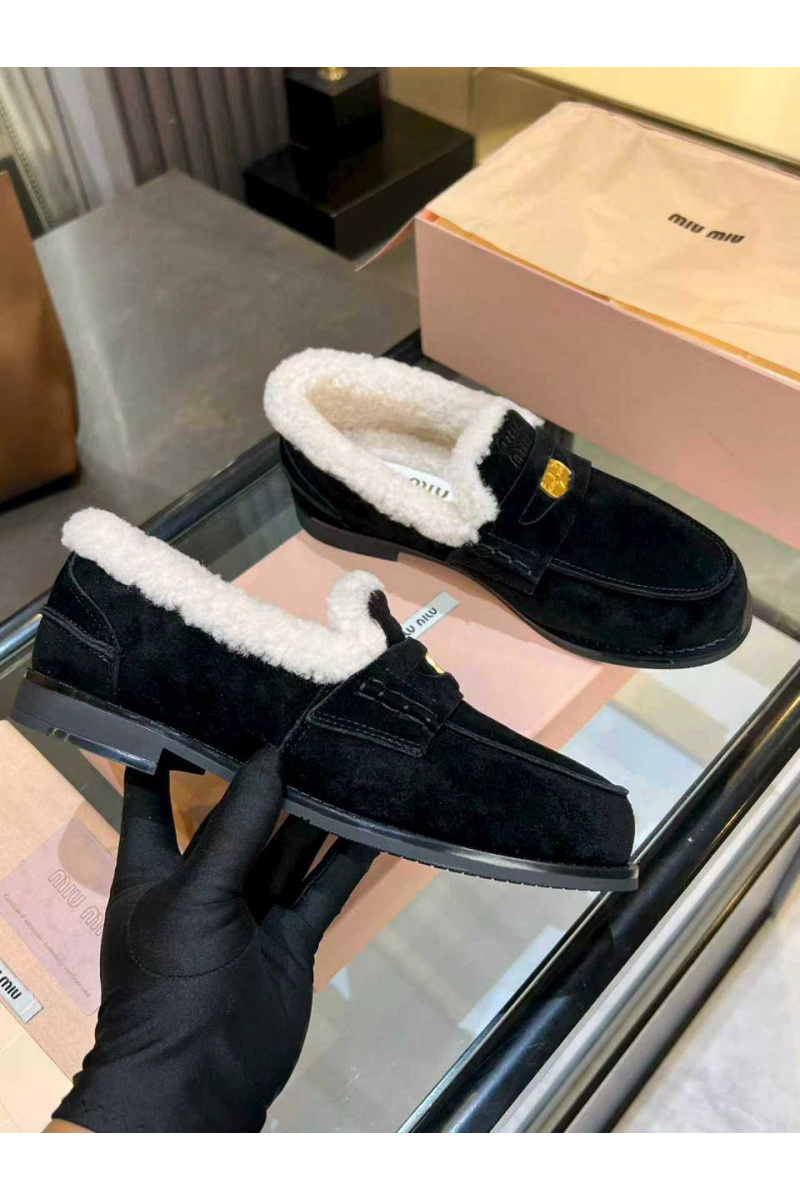 MIU MIU Женские лоферы с мехом premium  - Black