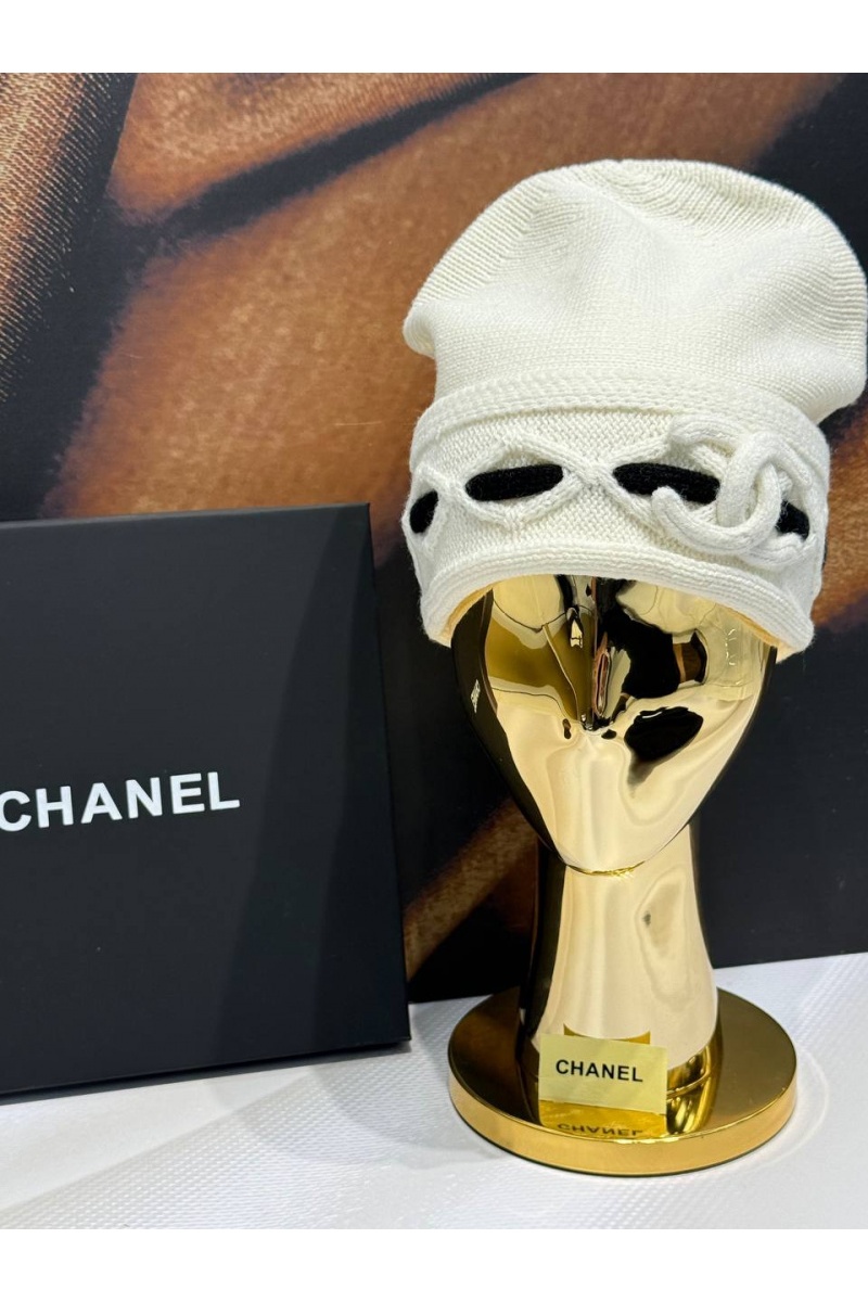 Chаnеl Шапка logo-embroidered premium - White