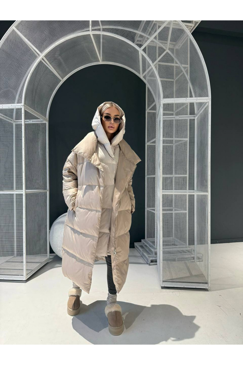 Max Mara Женский бежевый пуховик Max Mara