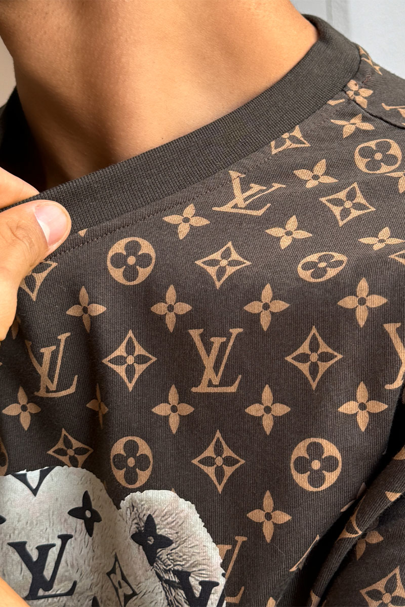 Lоuis Vuittоn Коричневая оверсайз футболка Monogram All-over Bear