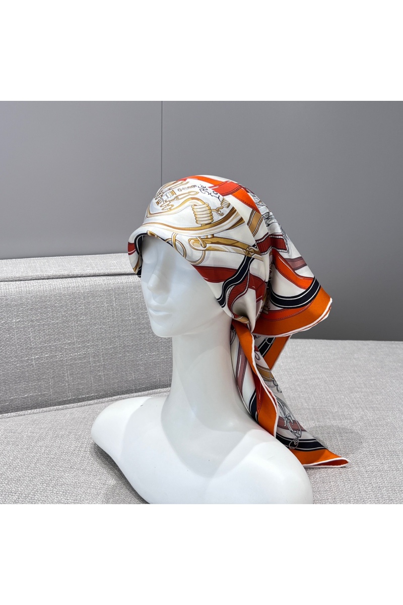 Hermes Платок Harnais Legendaire premium 87x88 см