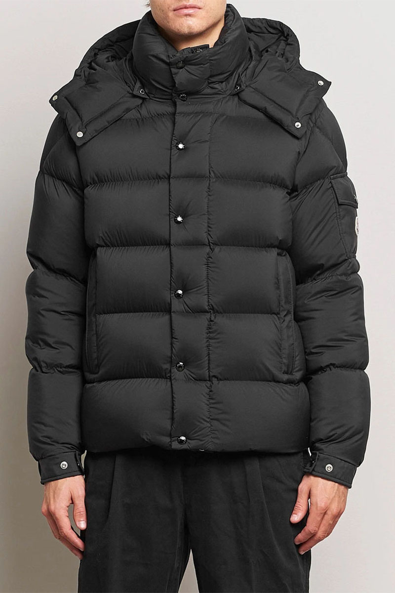 Moncler Мужской чёрный пуховик Vezere