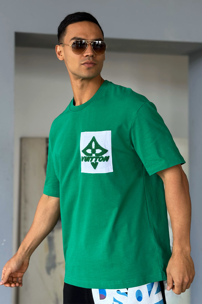Lоuis Vuittоn Брендовая оверсайз футболка зелёного цвета
