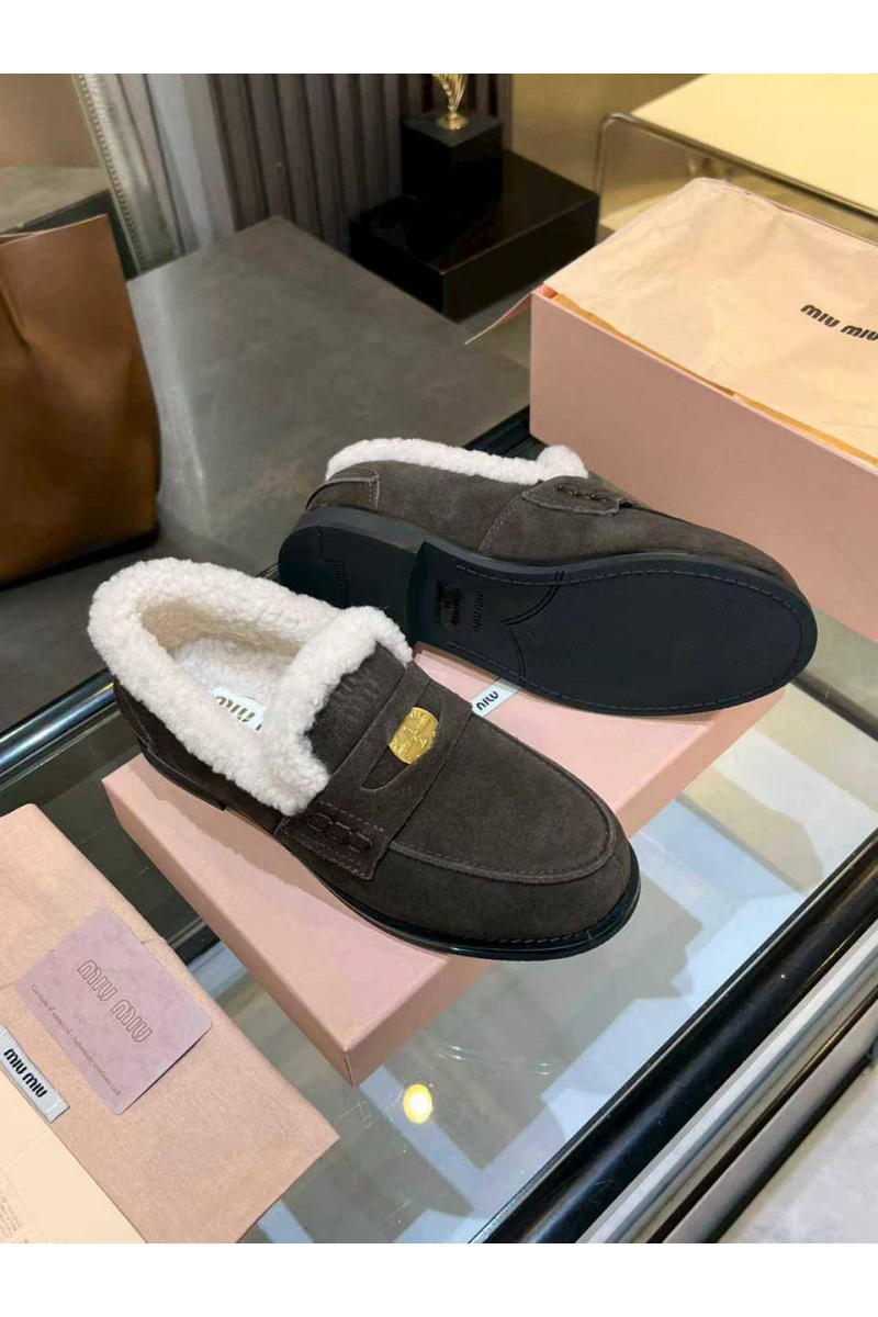 MIU MIU Женские лоферы с мехом premium  - Brown