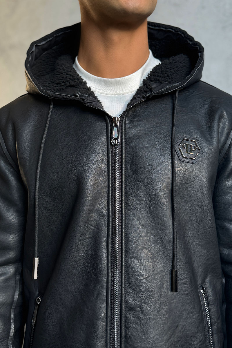 Philliр Рlеin Мужское утеплённое пальто чёрного цвета 