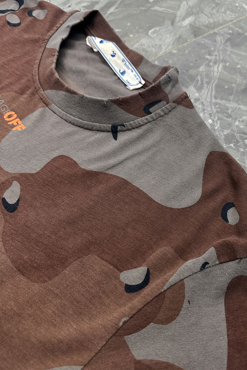 Off-White Оверсайз футболка Arrows Camo 