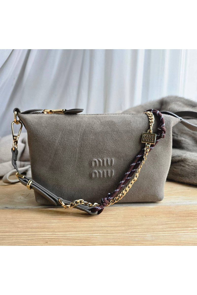 MIU MIU Замшевая сумка 22x14 см