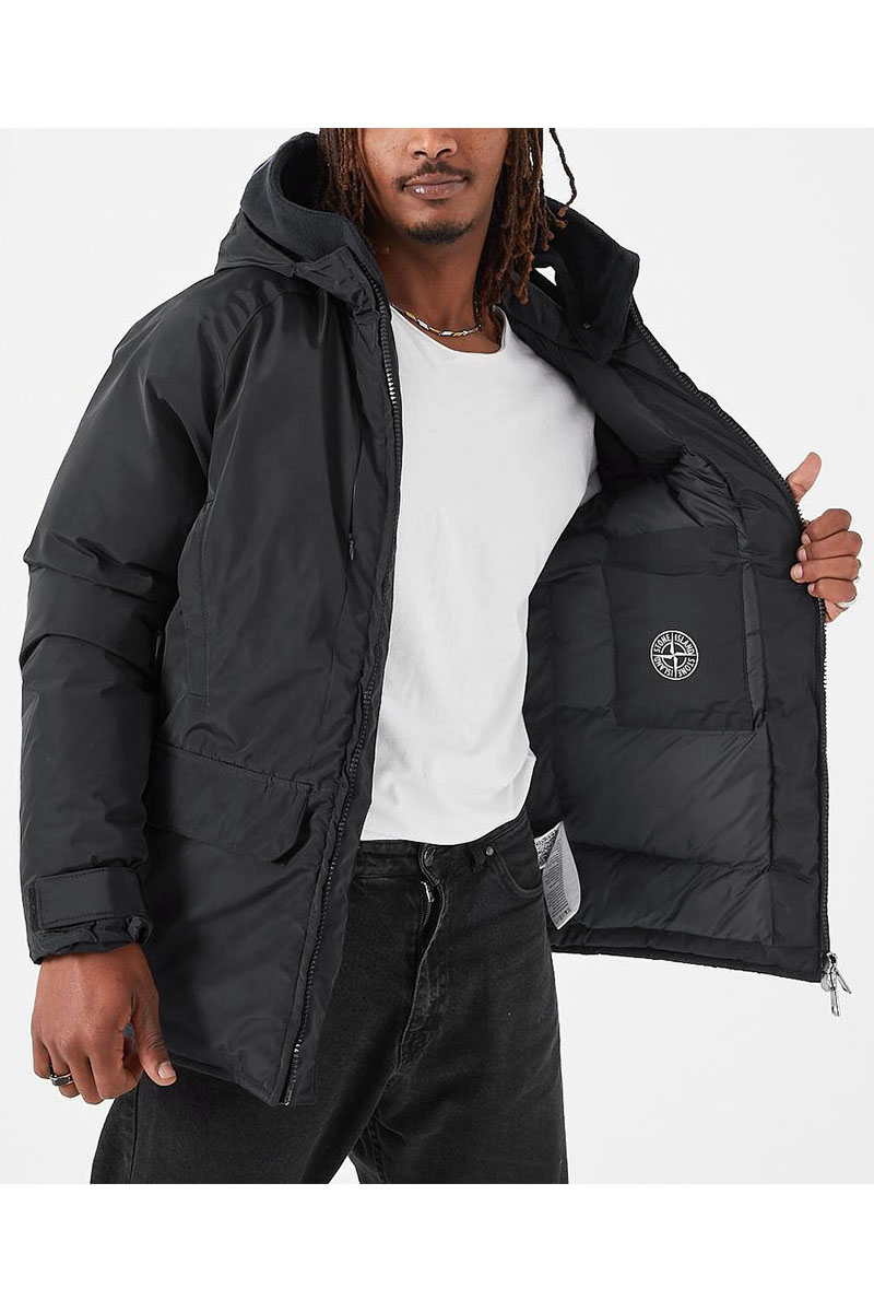 Stone Island Парка чёрного цвета compass-patch