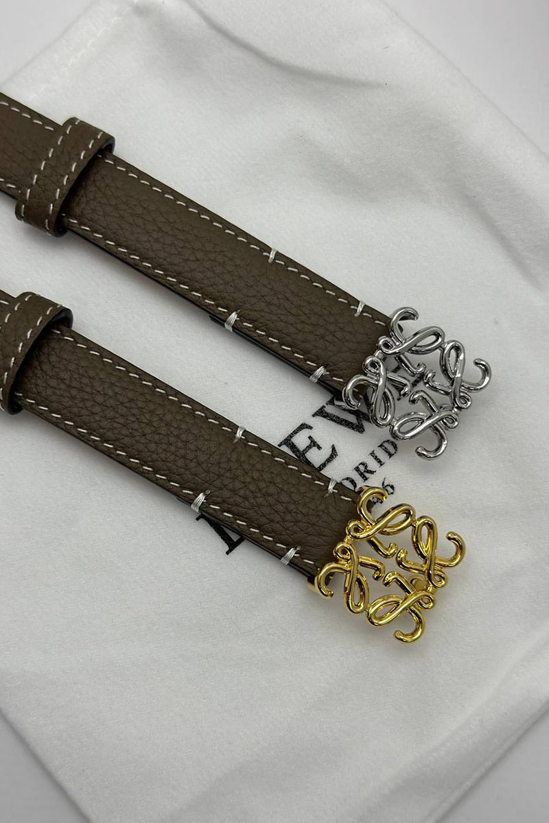 Loewe Женский кожаный ремень Anagram - ширина 2 см, длина 75 / 80 / 85 / 90 см (2 расцветки)