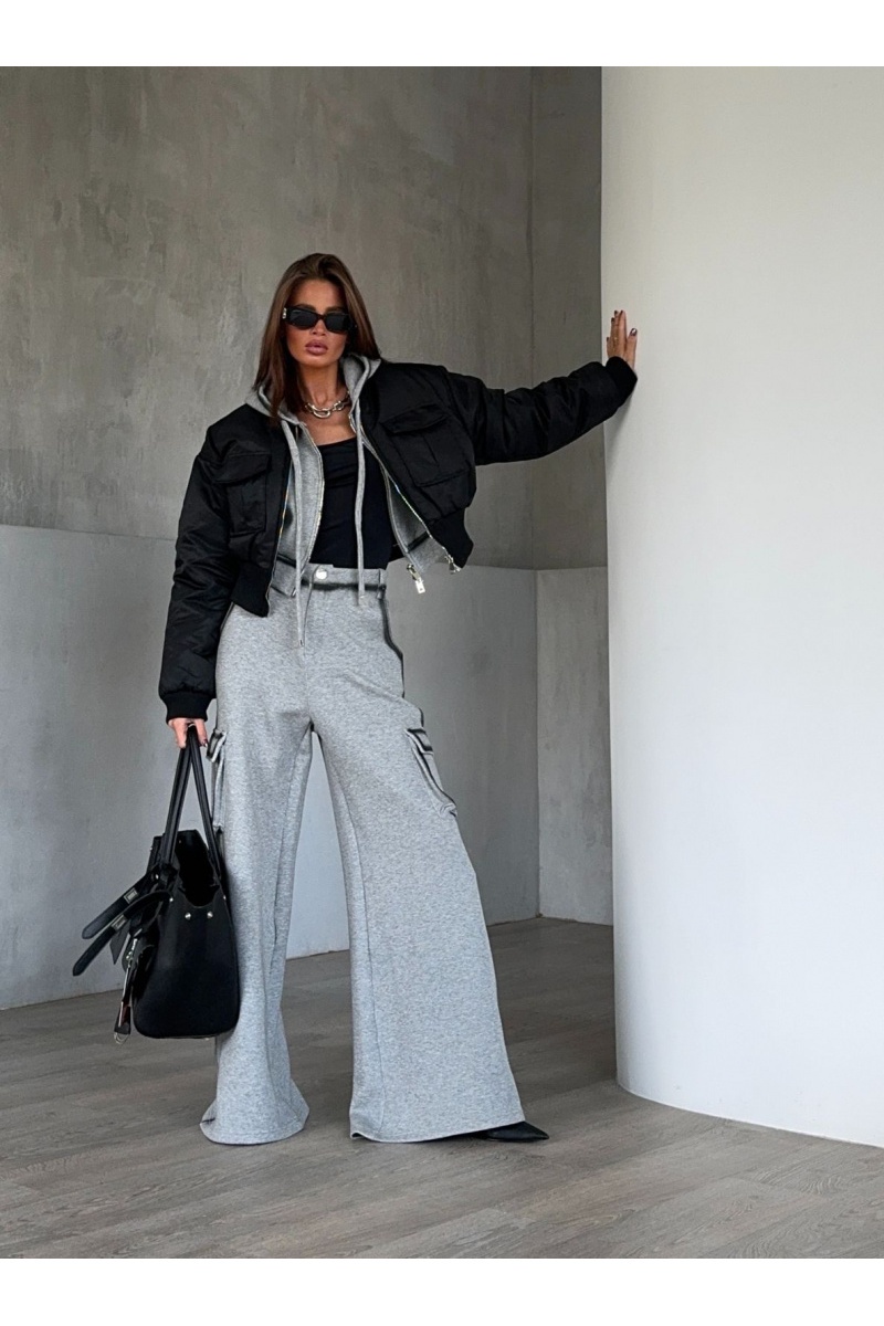 Max Mara Женский бомбер Max Mara чёрного цвета