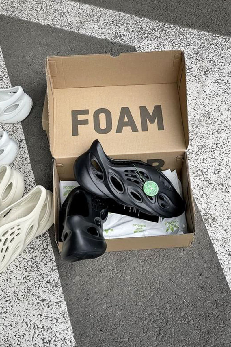 Adidas Кроссовки Yeezy Foam Runner - Black