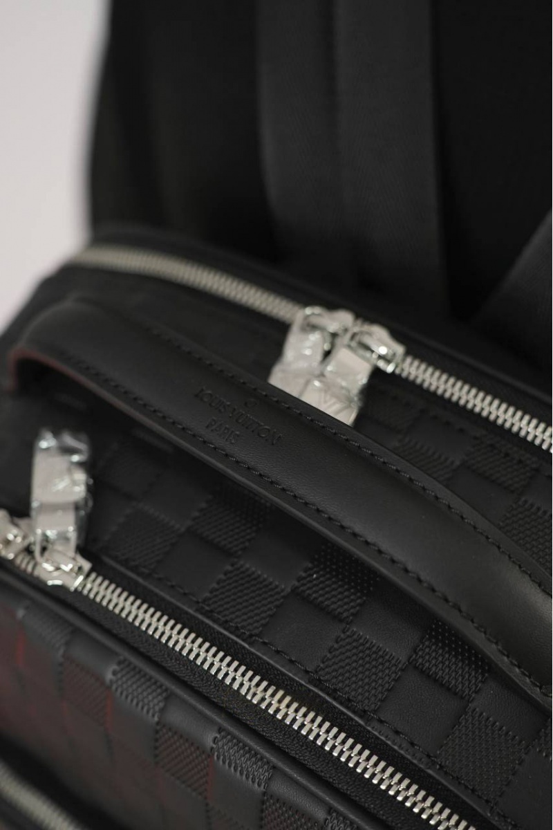 Lоuis Vuittоn Кожаный рюкзак Avenue 41x30 см