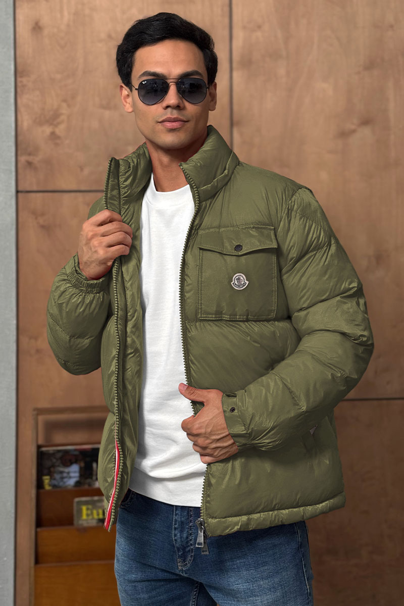 Moncler Мужская куртка зелёного цвета