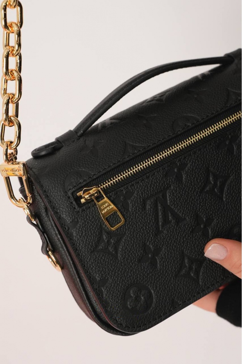 Lоuis Vuittоn Кожаная сумка Pochette Metis East Wes Premium 25x17x5 см
