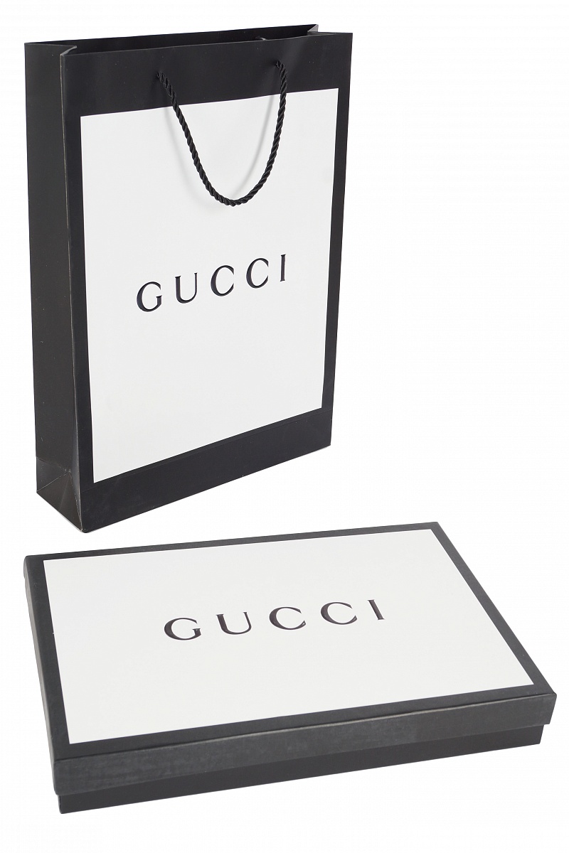 Gucci Фирменная упаковка для верхней одежды