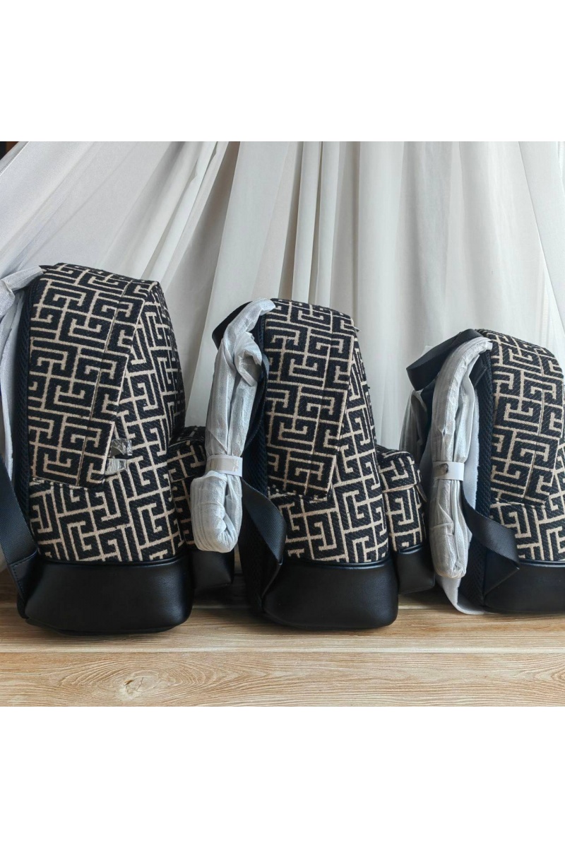 Balmain Рюкзак Jacquard Monogram 30x24 см (2 расцветки)