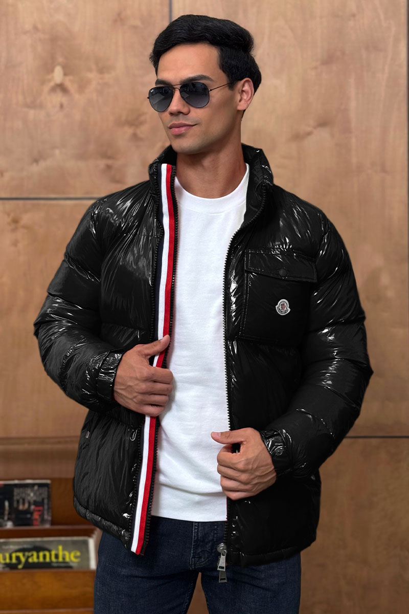 Moncler Мужская куртка чёрного цвета