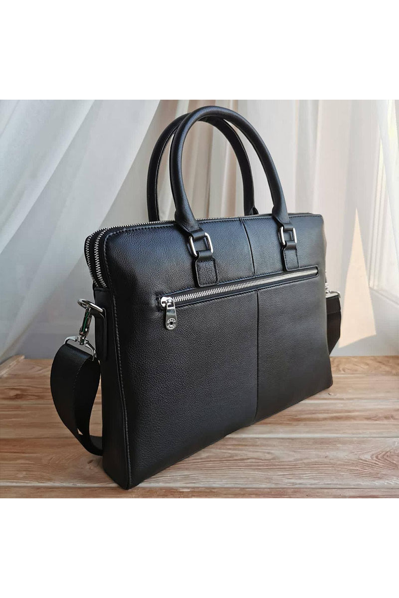 Montblanc Кожаная чёрная сумка 39x29 см
