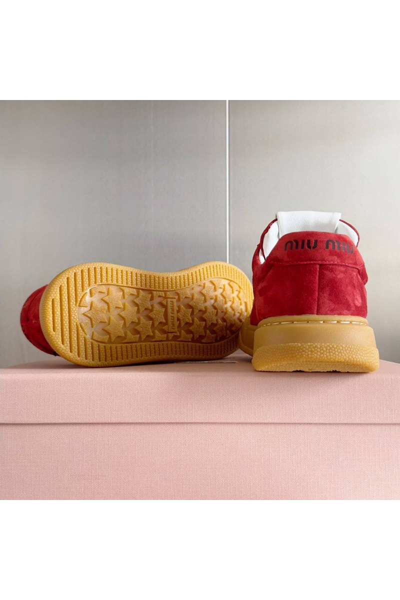 MIU MIU Женские кроссовки Premium - Red