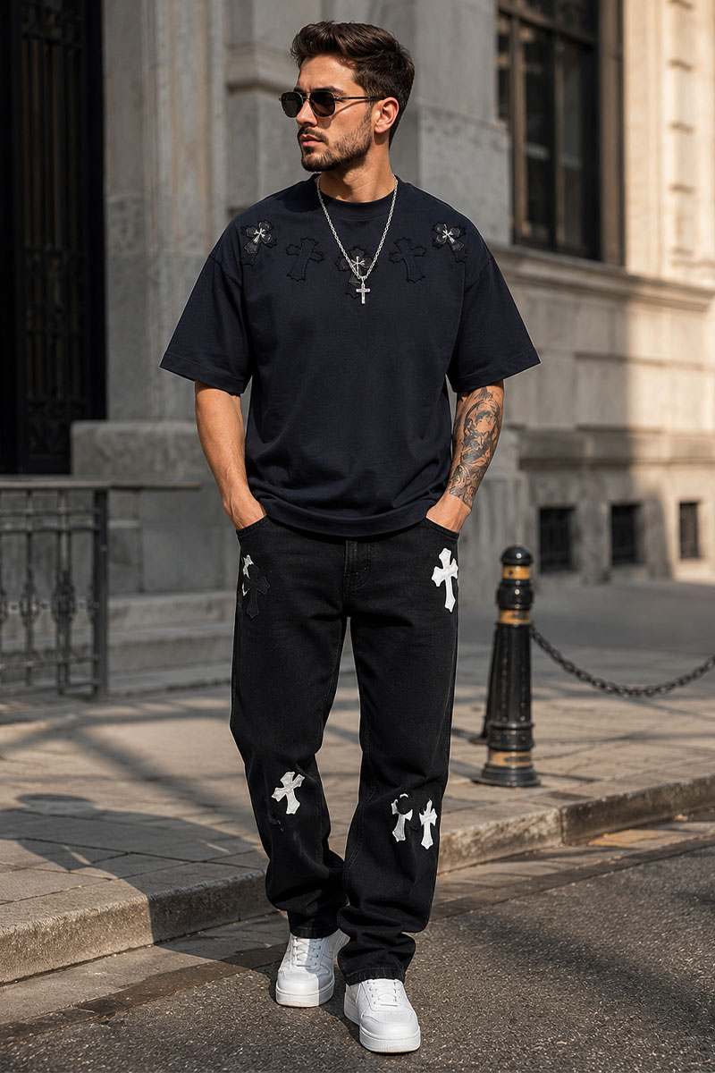 Designer Clothing Чёрная оверсайз футболка Gothic logo