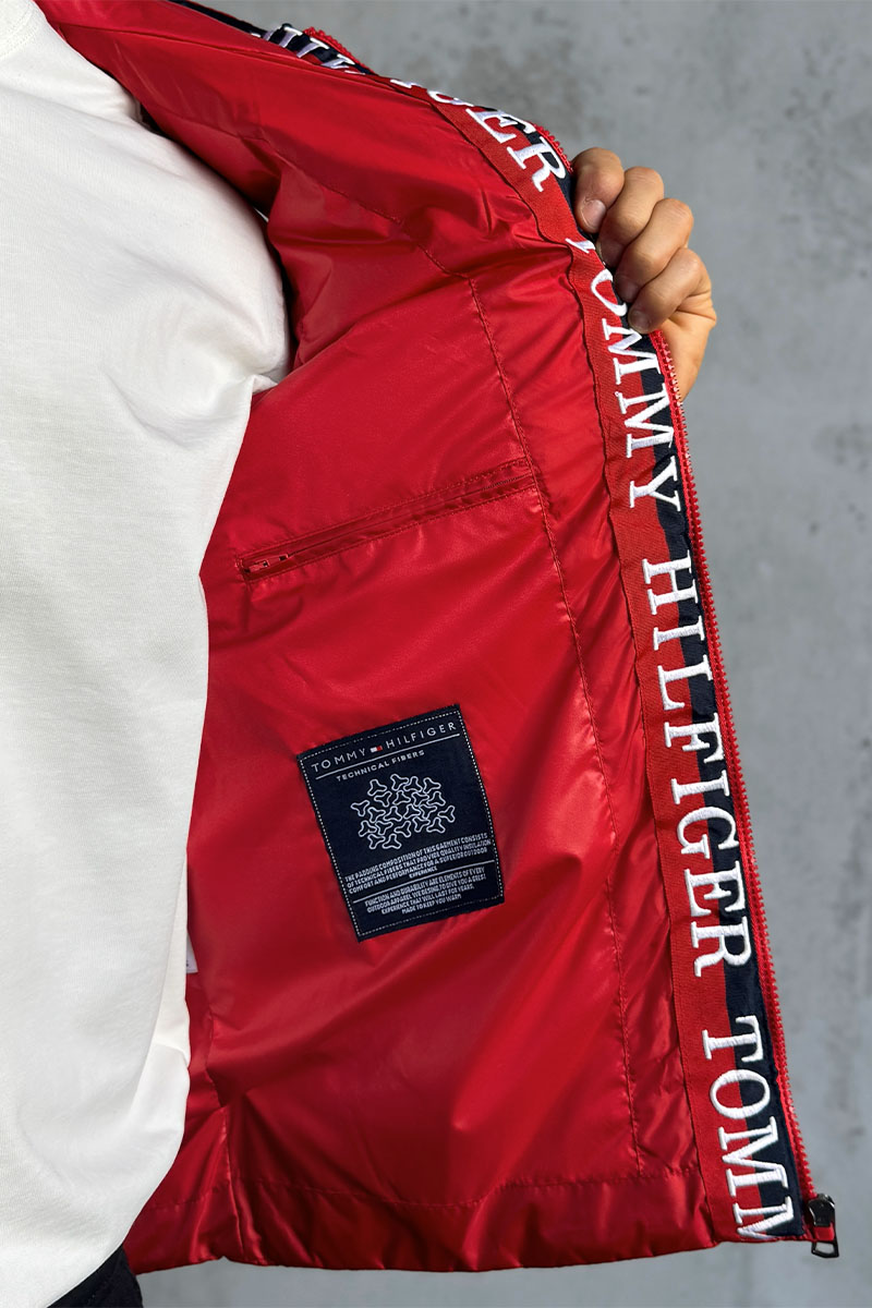 Tommy Hilfiger Мужской жилет красного цвета 