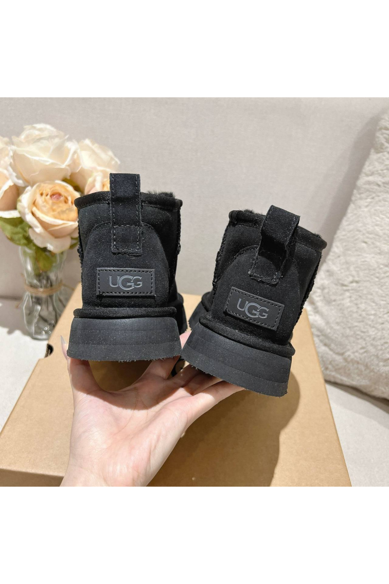 UGG Женские ботинки Classic Ultra Mini Platform - Black
