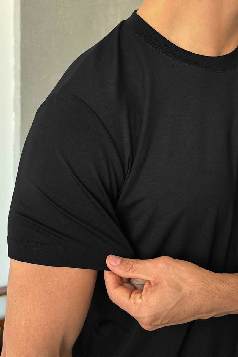 Kiton Мужская чёрная футболка 