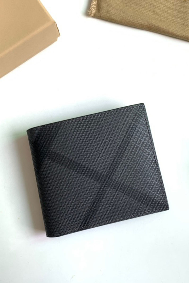 Burberry Кожаный кошелёк Premium 11x10 см