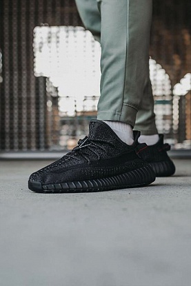 Кроссовки Yeezy Boost 350 V2 - Triple Black Premium