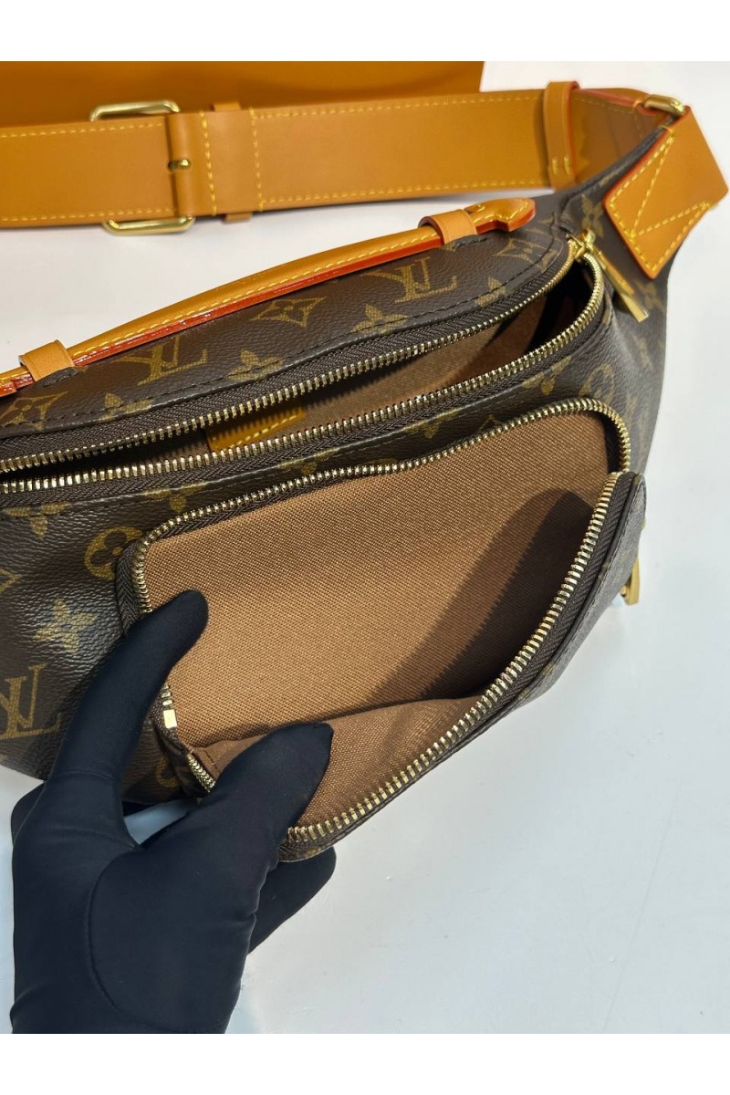 Lоuis Vuittоn Кожаная сумка Rush Bumbag premium 30x15x8 см