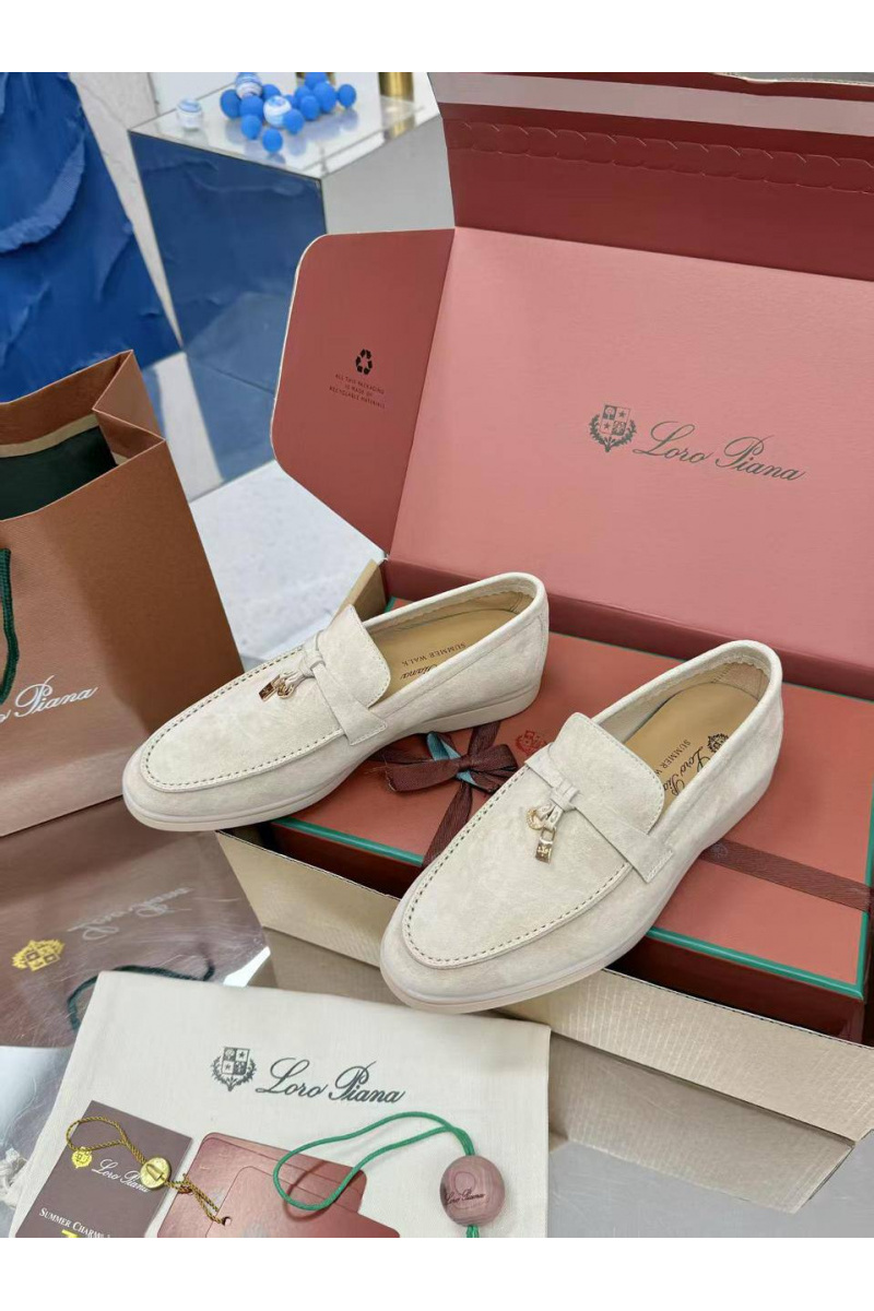 Loro Piana Женские замшевые лоферы Summer Charms Walk premium