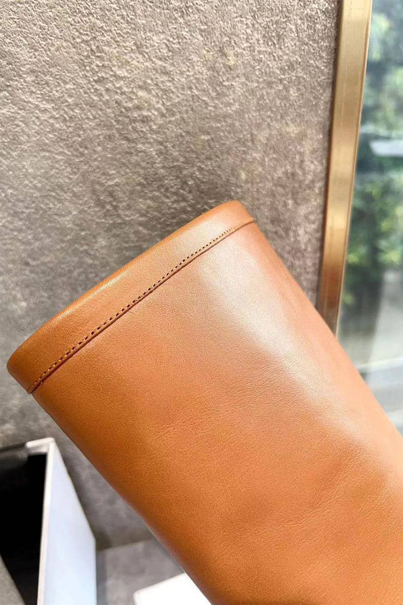 Celine Женские сапоги из кожи 