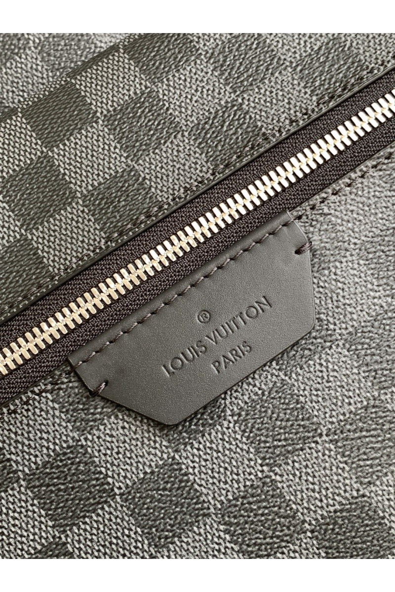 Lоuis Vuittоn Кожаный рюкзак Discovery Premium 38x29x20 см