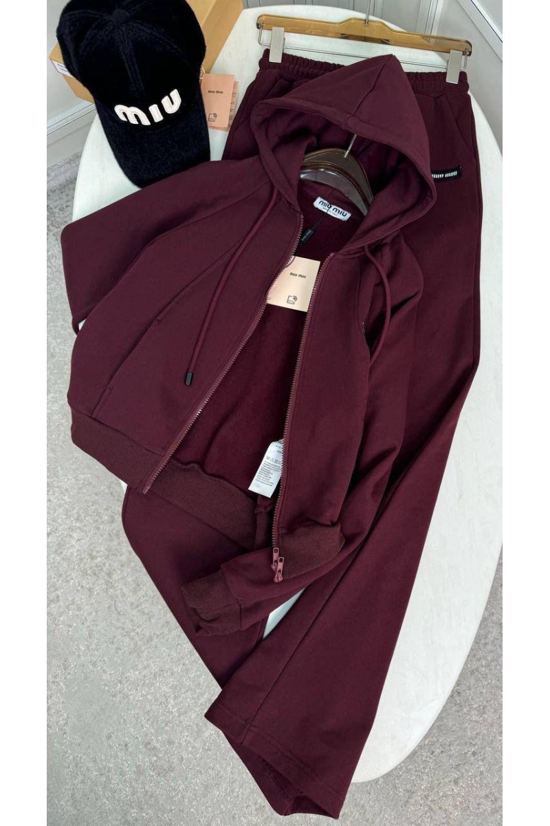 MIU MIU Женский красный костюм premium