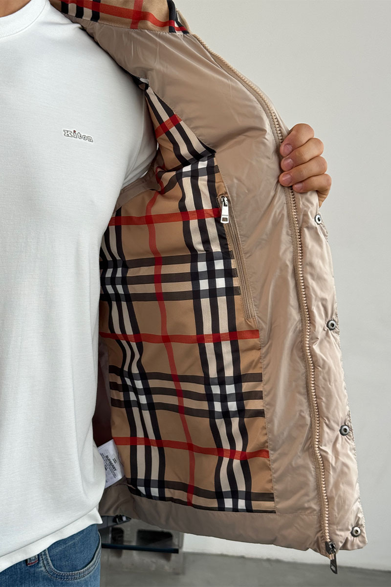 Burberry Светло-бежевый жилет logo-patch