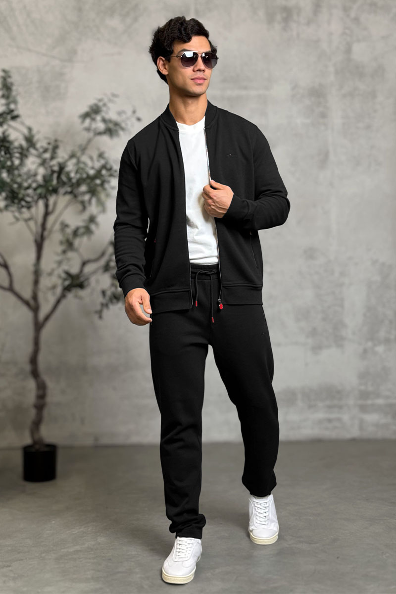 Kiton Спортивный костюм чёрного цвета