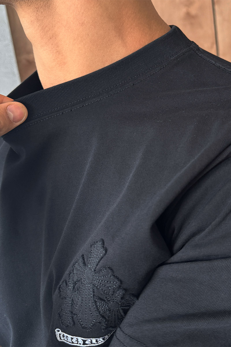 Designer Clothing Чёрная оверсайз футболка Gothic logo