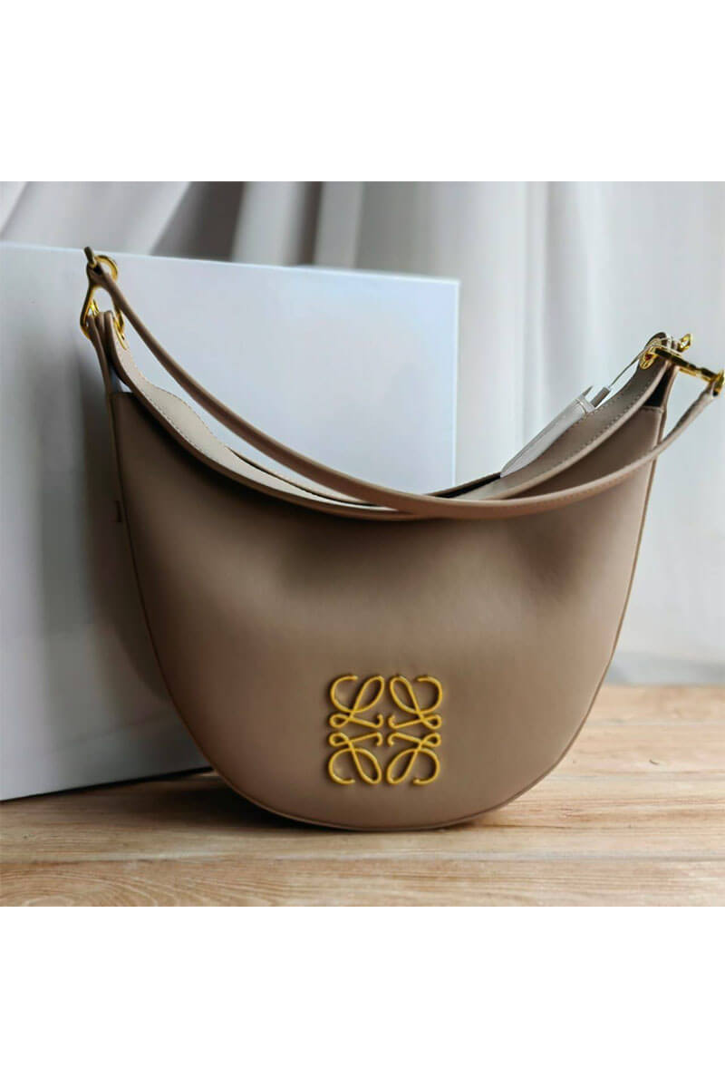 Loewe Кожаная сумка Luna 28x28 см (2 расцветки)