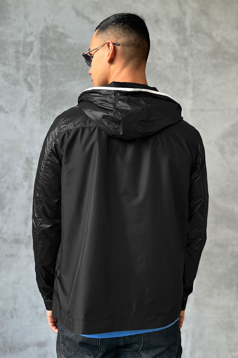 Moncler Мужская чёрная ветровка Vaugirard