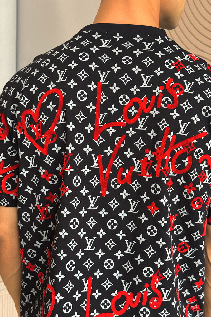 Lоuis Vuittоn Чёрная оверсайз футболка Heart monogram all-over