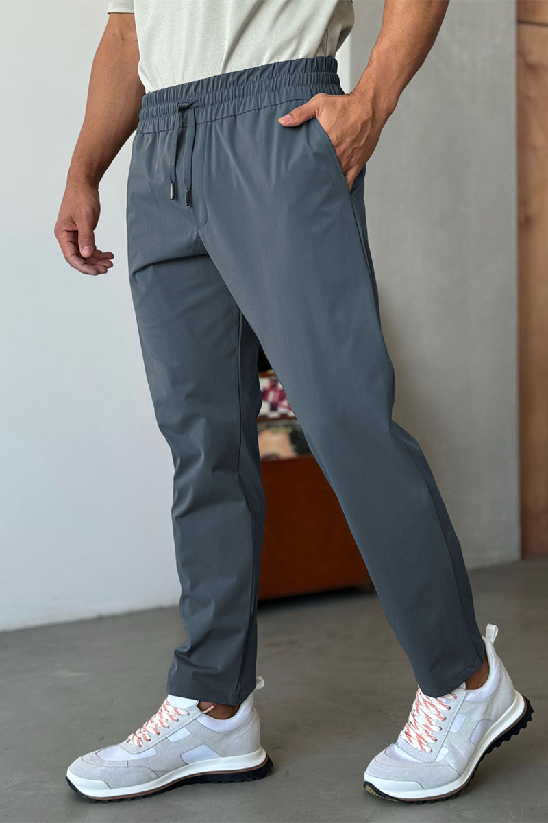 Prada Мужские штаны серого цвета