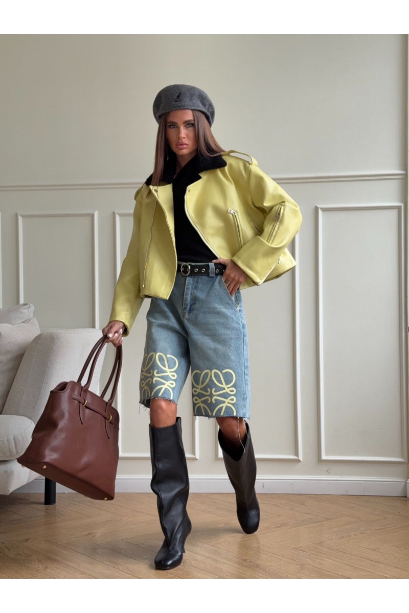 Loewe Женская кожаная куртка жёлтого цвета 