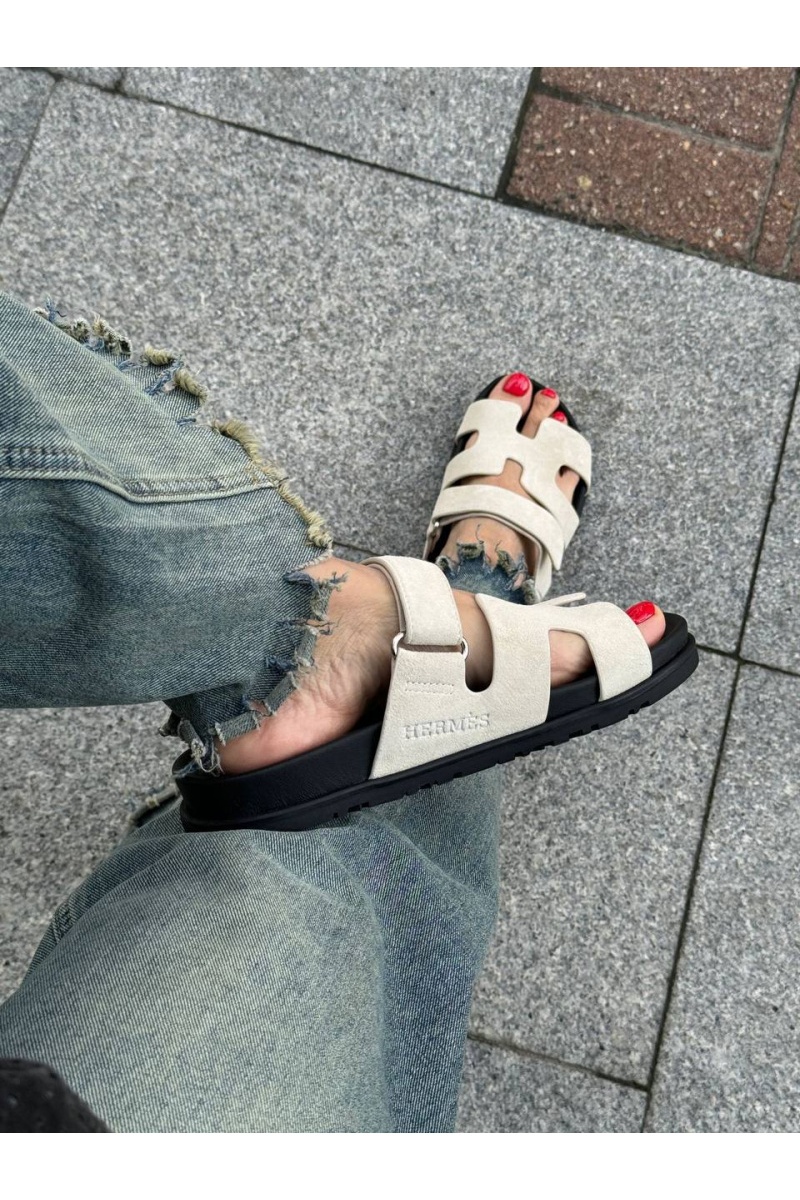 Hermes Женские замшевые сандалии Chypre - White